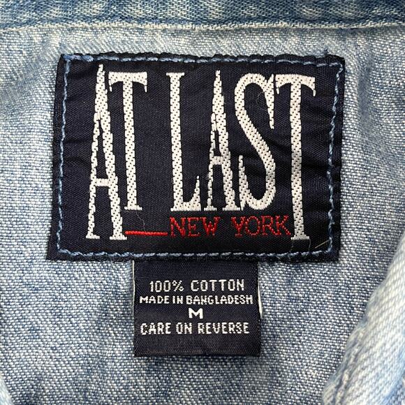 Vintage At Last Floral Rose Lace Long Sleeve Button Down Cotton Denim Shirt - Picture 3 of 11